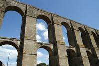 170014_Nepi - acquedotto costruito dai romani.jpg
